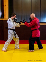 Self-defense près de Caluire